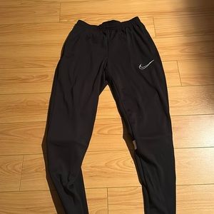 Nike sweatpants/joggers